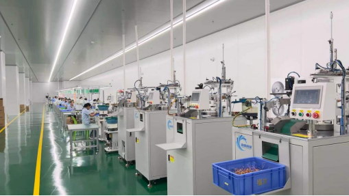 Automatic soldering and assembly stations on the upgraded charger production line