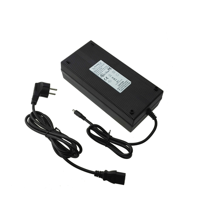 Fuyuang FY29408000 29.4V 4A-12A Robot Battery Charger 120W-360W for Food Delivery and Sweeping Robots
